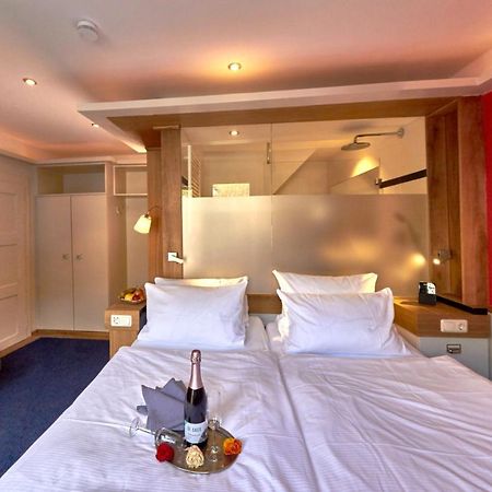 Rhein Hotel באכאראך מראה חיצוני תמונה