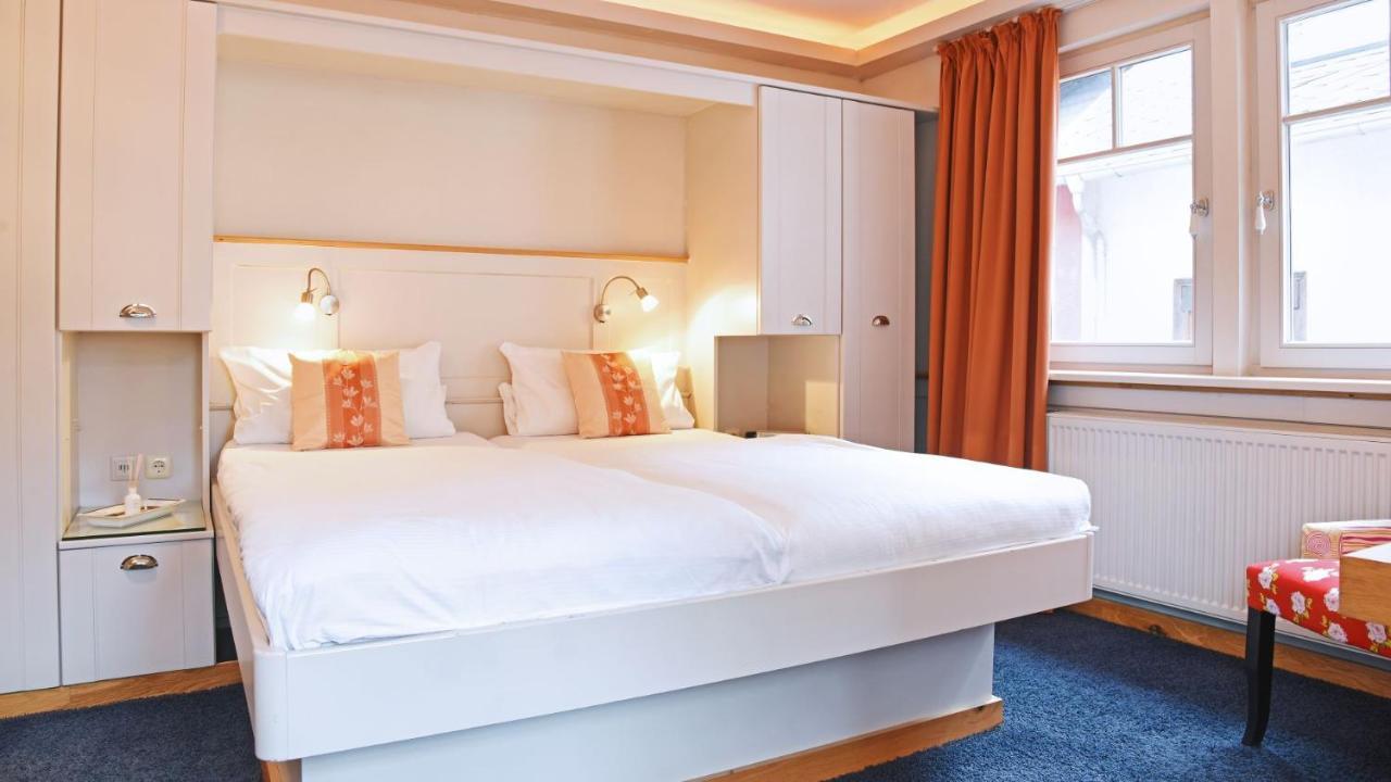Rhein Hotel באכאראך מראה חיצוני תמונה