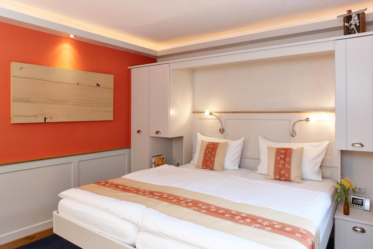 Rhein Hotel באכאראך מראה חיצוני תמונה